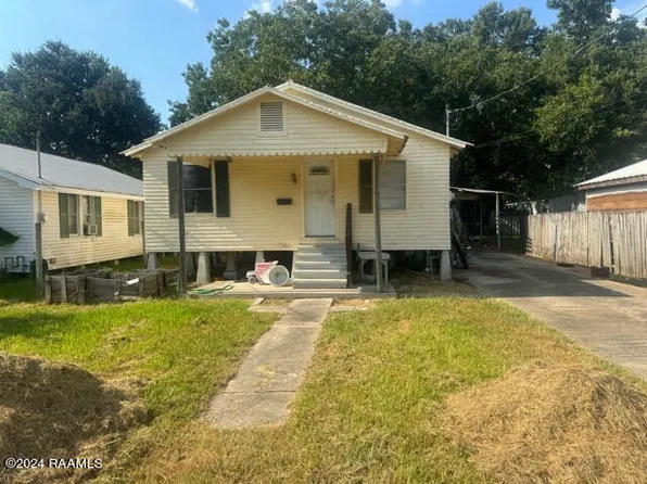1021 E Ash St, Crowley, LA 70526