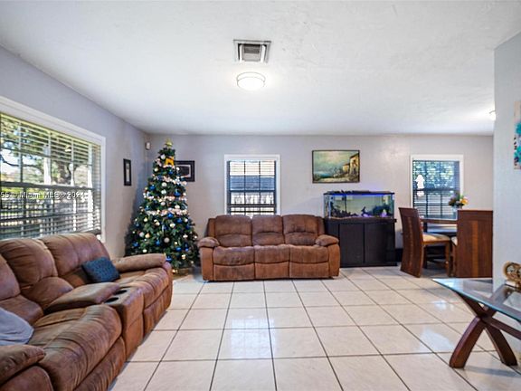 5th image of 12435 NW 10th Ave