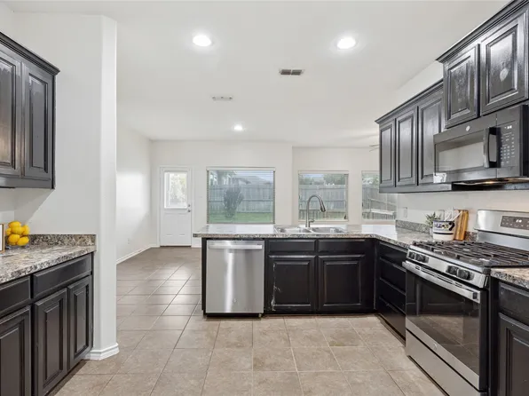 4509 Barberry Tree Cv, Crowley, TX 76036