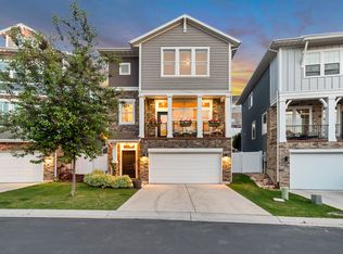 966 E Deer Arch Ln, Draper, UT 84020
