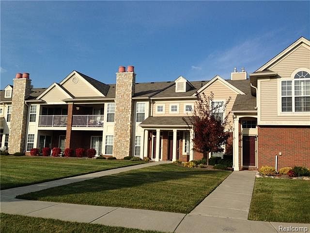 1st image of 28207 Oakmonte Cir E #1