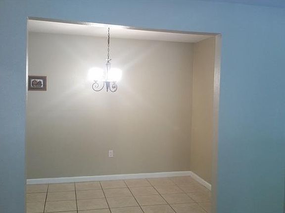 5th image of 700 E Airport Blvd APT B2