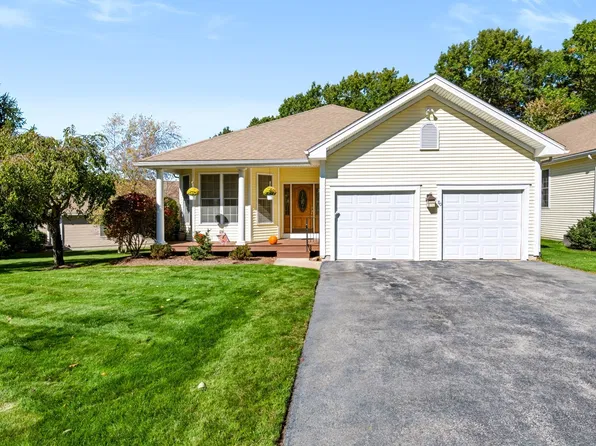 80 Taft Hill Ln #80, Uxbridge, MA 01569