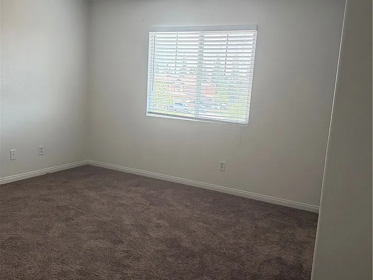 9406 Kentfield Ct — Photo 11