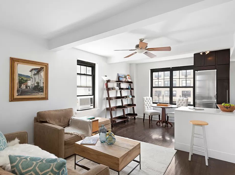 1st image of 200 E 16th St APT 14L