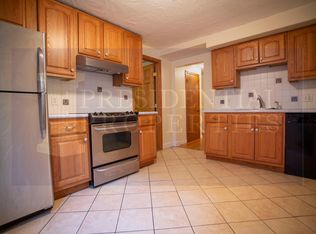 41 Charles St #2, Boston, MA 02114