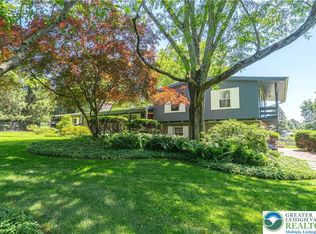 684 Pine Top Trl, Bethlehem, PA 18017
