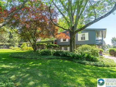 684 Pine Top Trl, Bethlehem, PA, 18017