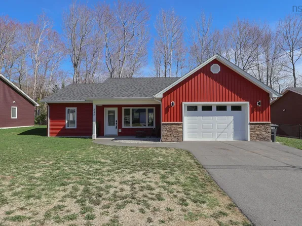 235 Winburn Ave, Bridgewater, NS B4V 4A2