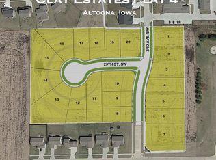 319 29th St SW, Altoona, IA 50009