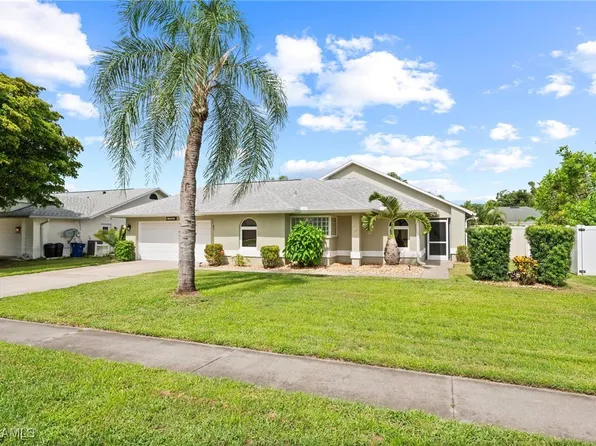 13690 Willow Bridge Dr, North Fort Myers, FL 33903