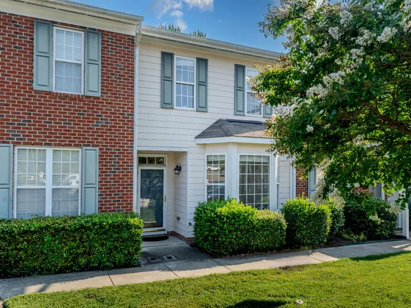 42 Signet Dr, Durham, NC 27704
