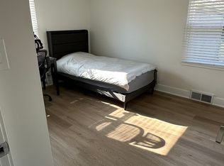 614 W Florida Ave #1, Urbana, IL