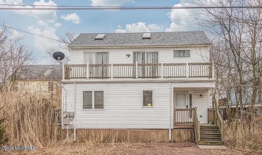1st image of 102 Demmy Ave
