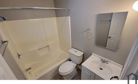 2nd image of 509 E Central Ave APT 1