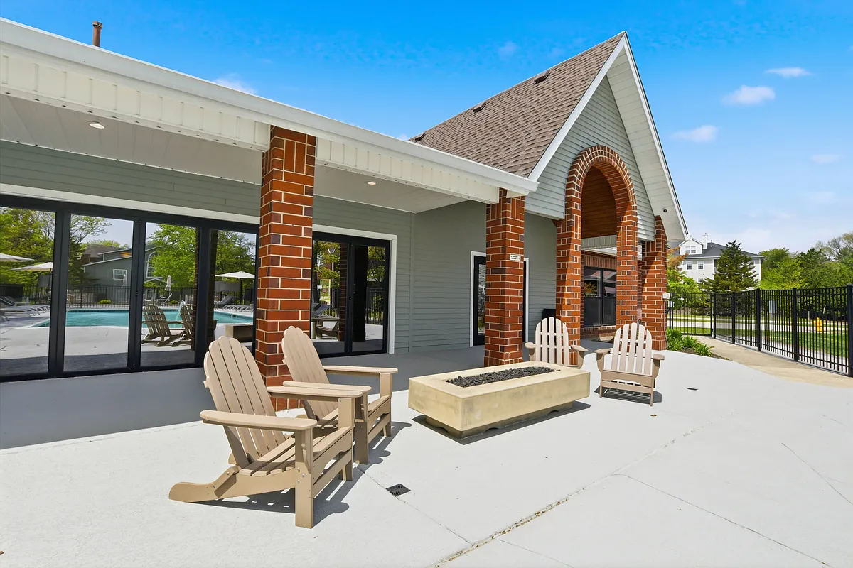 Building Photo - Deer Valley Apartments