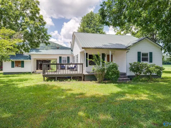 77 County Road 4, Hollytree, AL 35751