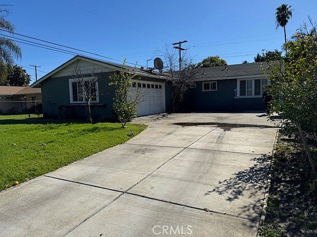 1st image of 980 Ashfield Ave