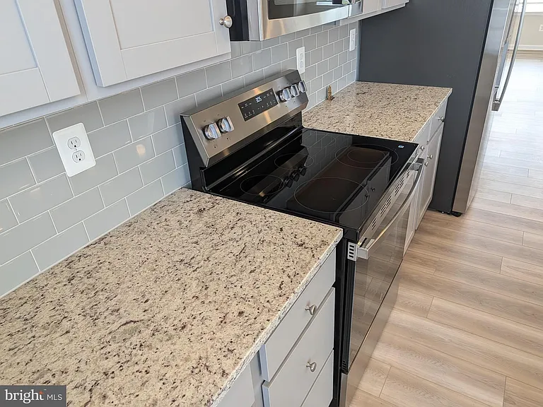 209 Swan Field Ave — Photo 11