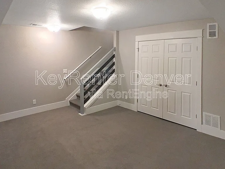 1539 W 43rd Ave — Photo 18