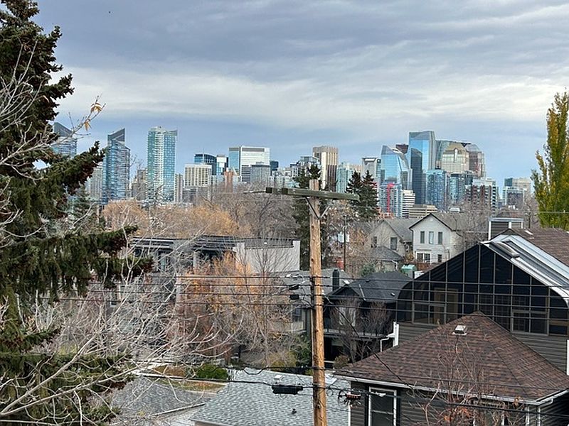 Calgary Townhouse for rent - 3 Bedrooms — photo 16