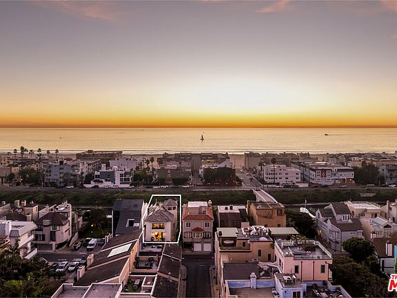 5th image of 4315 Roma Ct