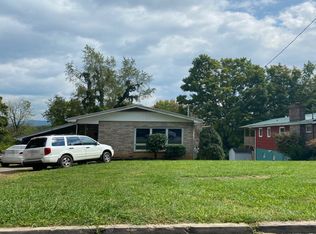 168 E Highland Rd, Johnson City, TN 37601