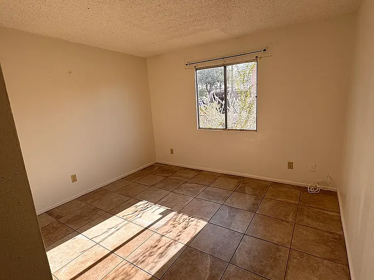4335 E Fairmount St #2 — Photo 7