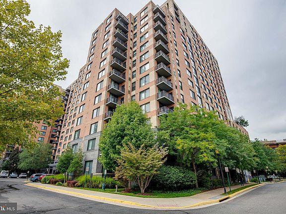 2nd image of 2451 Midtown Ave APT 915