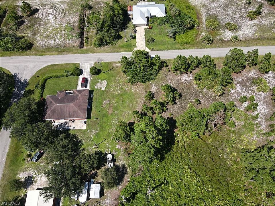 2nd image of 1234 Belgrave ST