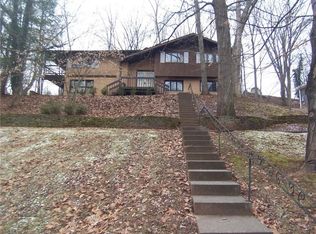 126 N Hills Dr, Parkersburg, WV 26104
