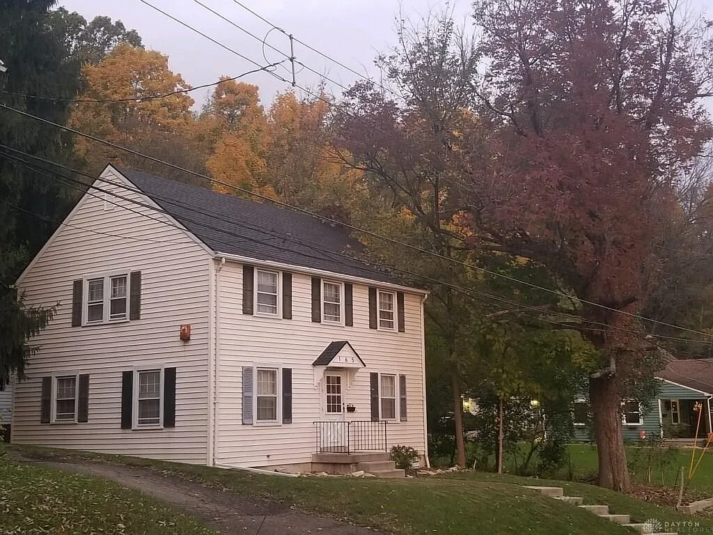 165 Odlin Ave photo 1