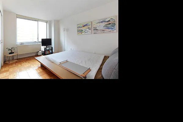Rented by Corcoran | media 3