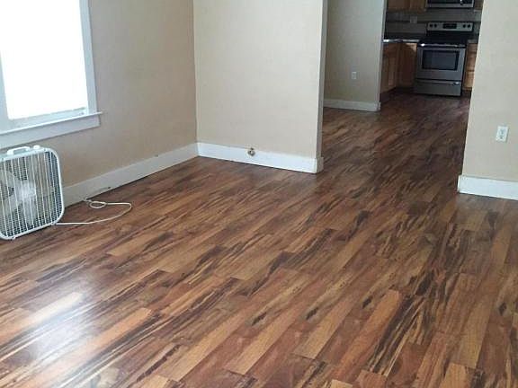 4th image of 113 Sharon Ave
