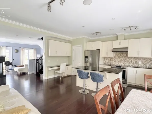 3358 Carling Ave, Ottawa, ON K2H 0A7