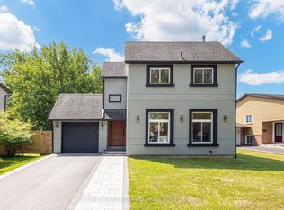7 Cossar Dr, Aurora, ON L4G 3N6
