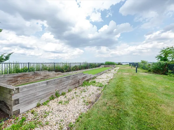 600 Clarence Avenue image 23 of 37