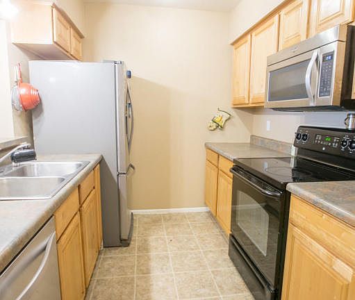 2nd image of 240 S Old Litchfield Rd Unit 214
