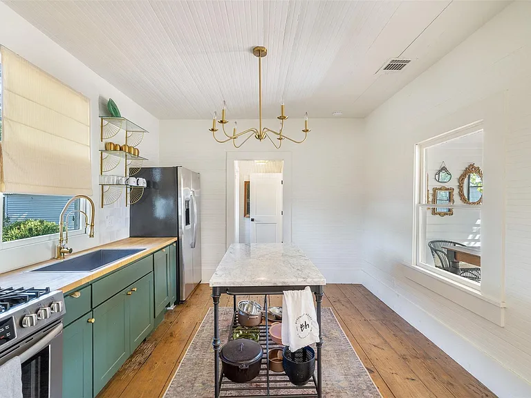 206 N Rusk St — Photo 13