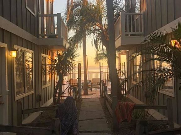 5th image of 6599 Del Playa Dr
