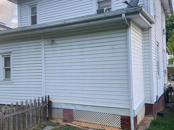 2120 Staunton Ave NW, Roanoke, VA 24017