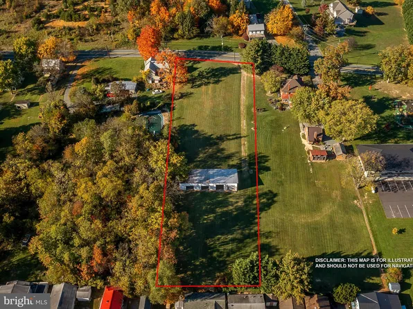 Williamsport Pike, Falling Waters, WV 25419