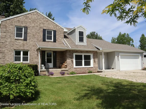 2843 Spruce Rd, Eaton Rapids, MI 48827