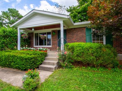 8315 Millington Ct, Louisville, KY, 40228