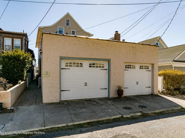 11 Pitman Ave — Photo 24