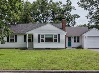 59 Fox Hill Rd, Springfield, MA 01118