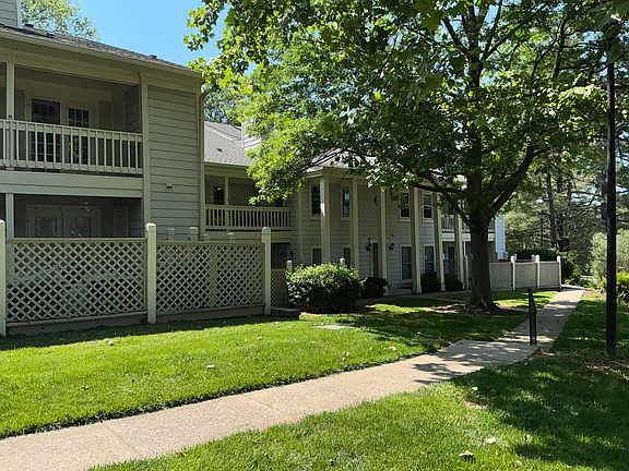 4th image of 13121 Shadyside Ln #10-168