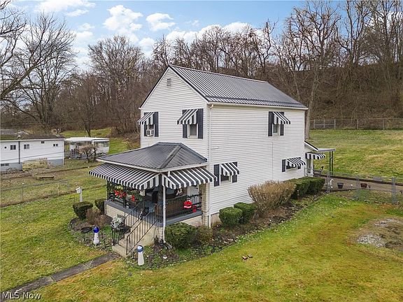 4th image of 1312 Broadway Ave