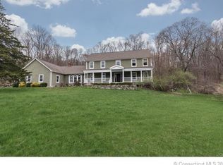 90 Hattertown Rd, Monroe, CT 06468