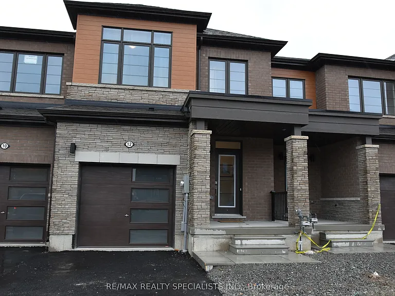 12 Velvet Way — Photo 1